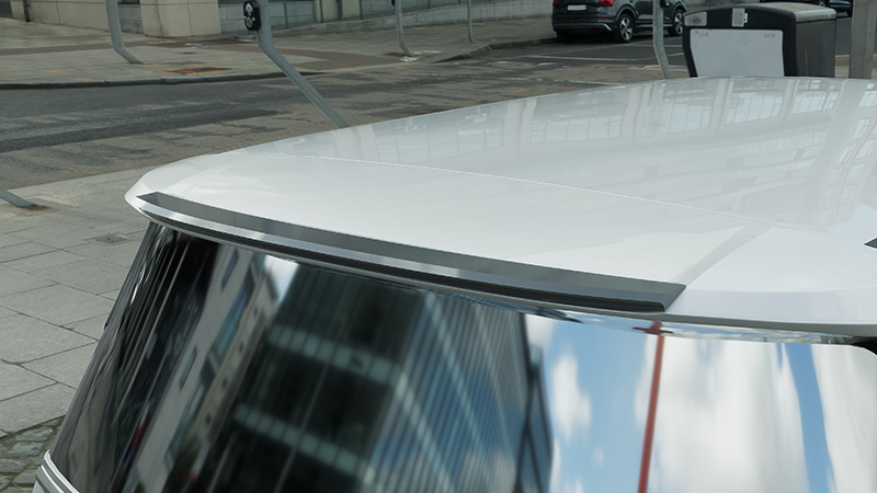 LEXUS LM リヤウイング 完成予想CG